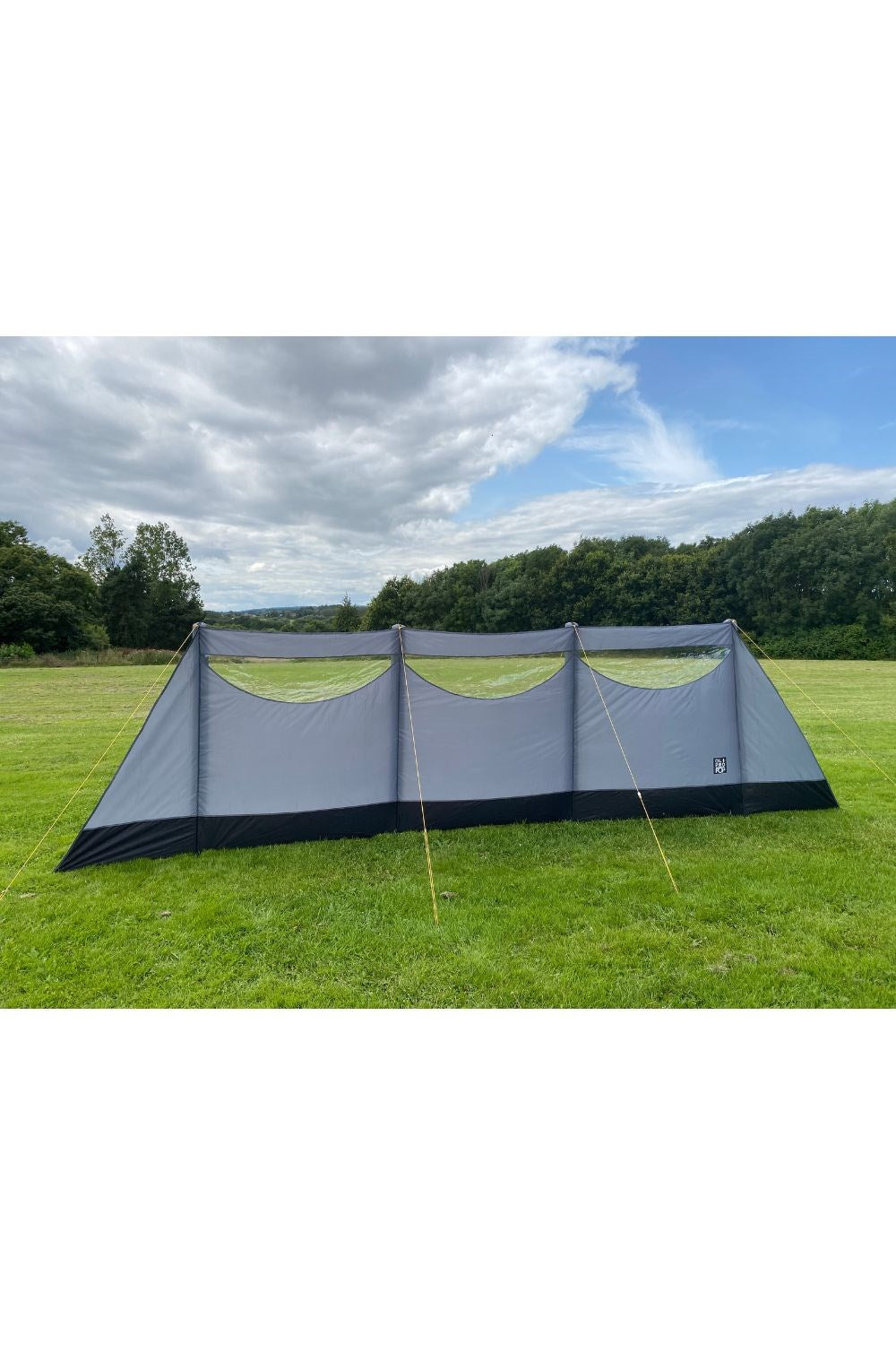 M0529F Inflatable Windbreak