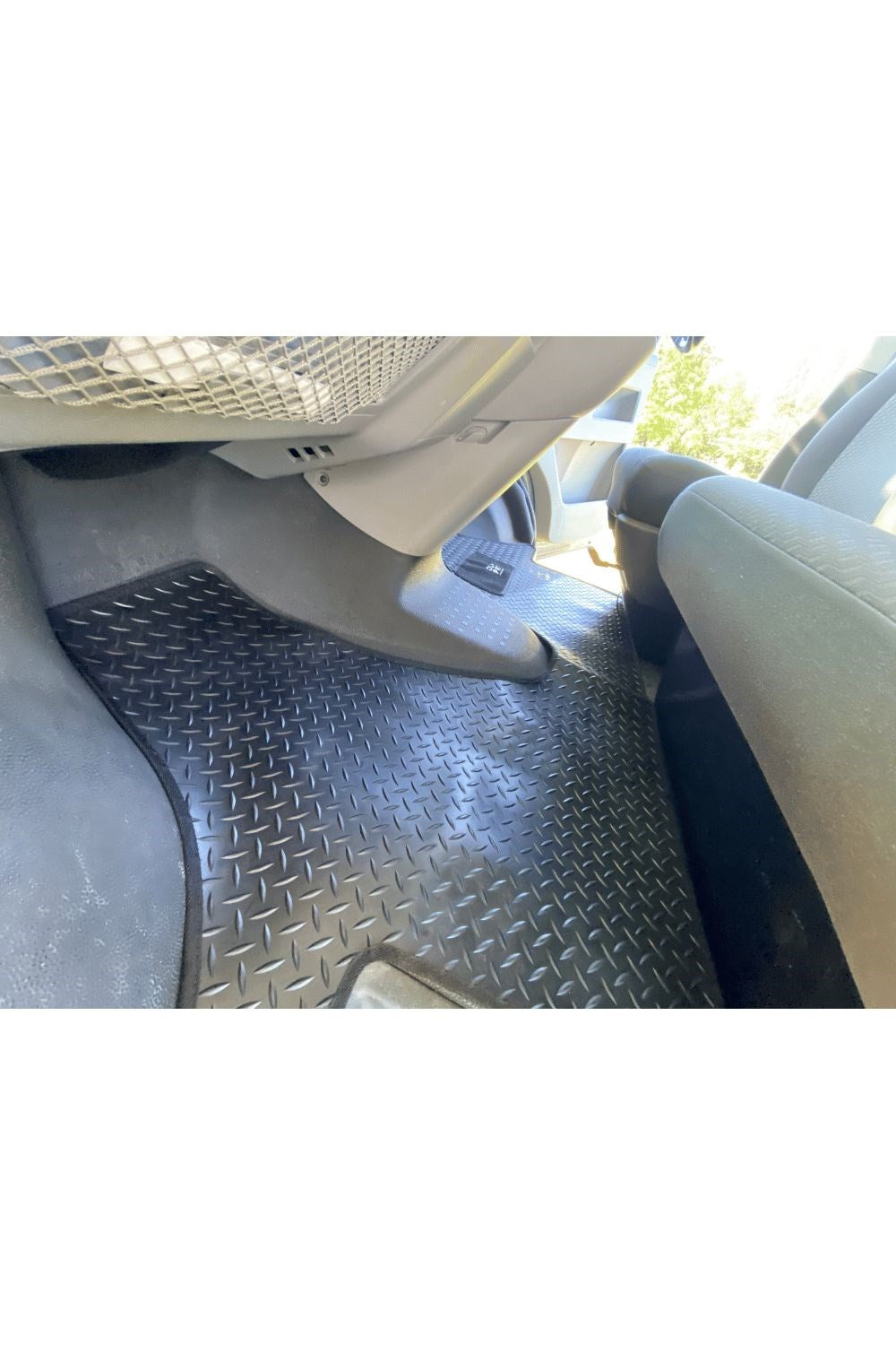 M31A57 VW T5/T6 Rubber Cab Mat