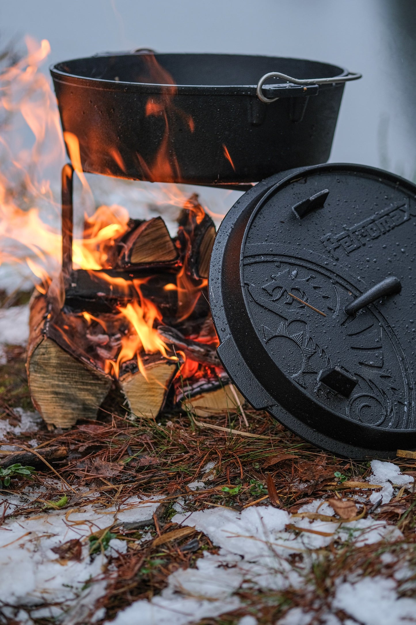 Petromax M98A7C 5.5L Cast Iron Dutch Oven