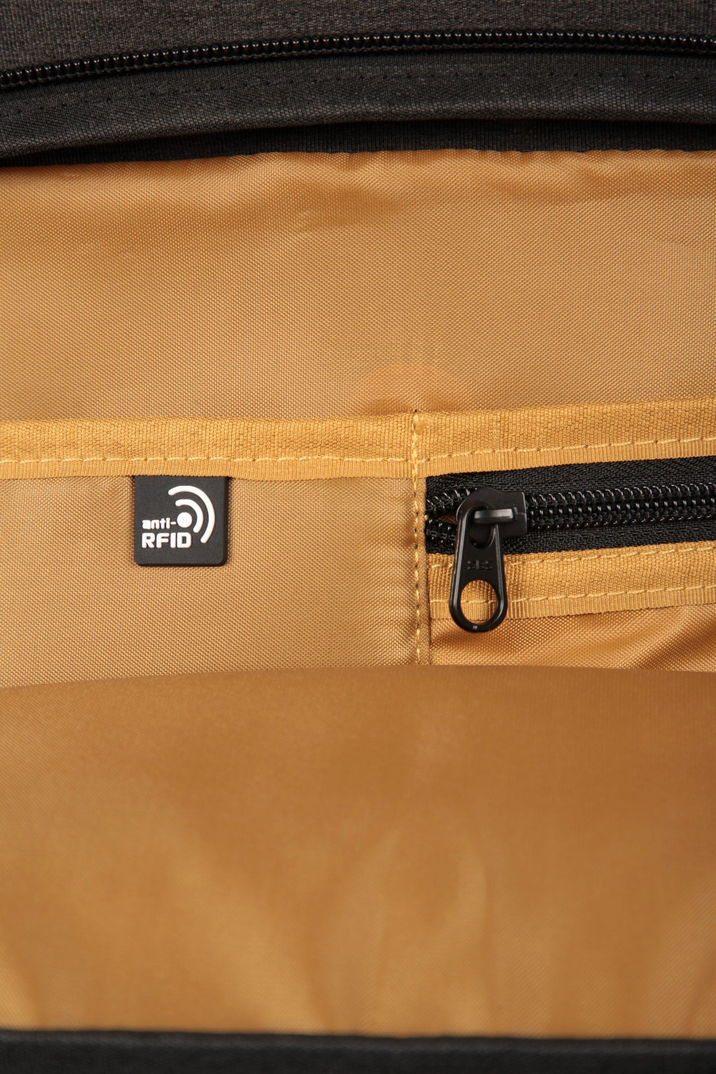 Mountain Warehouse 056532 THE COMMUTER 30L