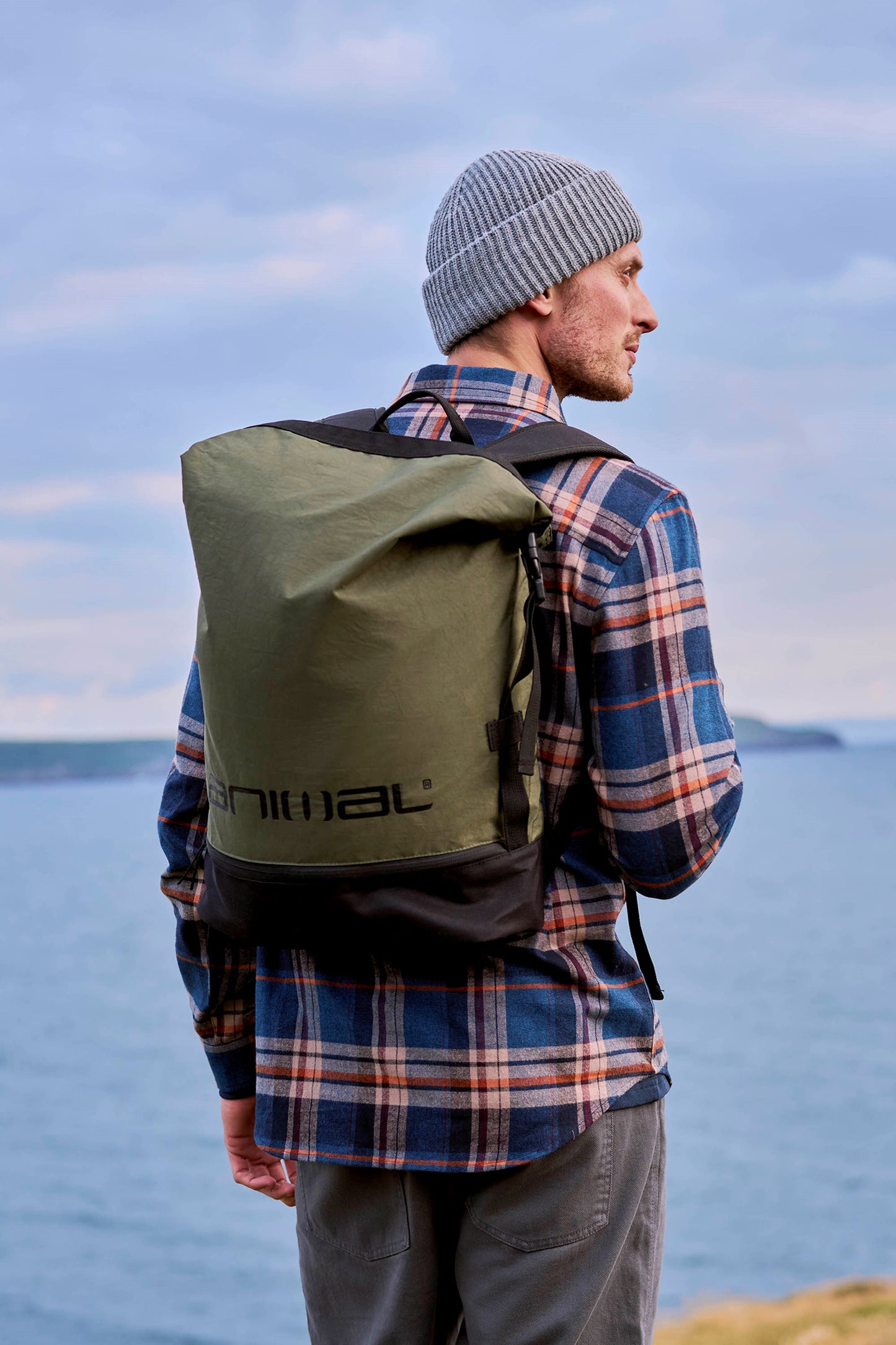  056869 ANIMAL ROLL TOP BACKPACK 30L
