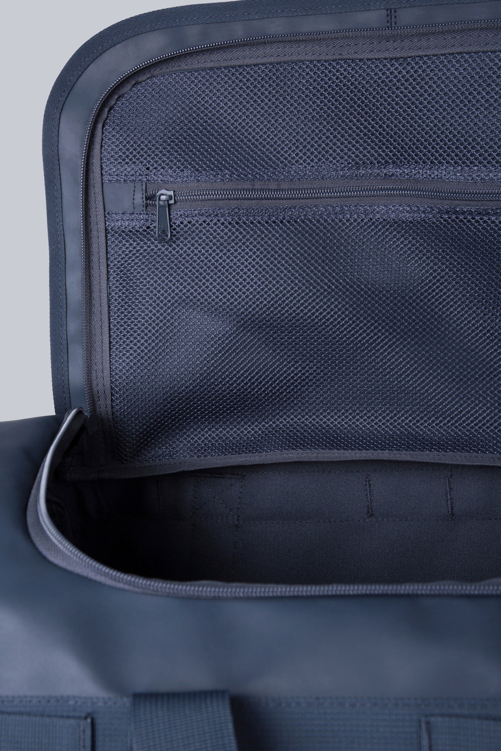  057108 ANIMAL DUFFLE BAG 40L