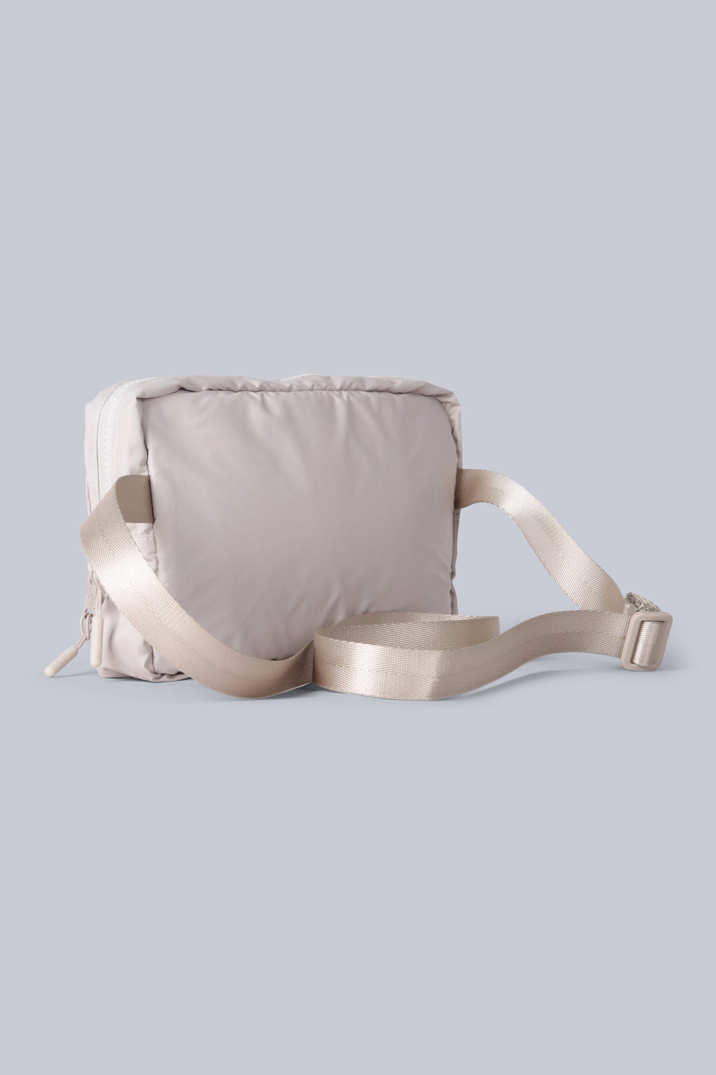 057812 ANIMAL MULTI POCKET CROSS BODY BAG