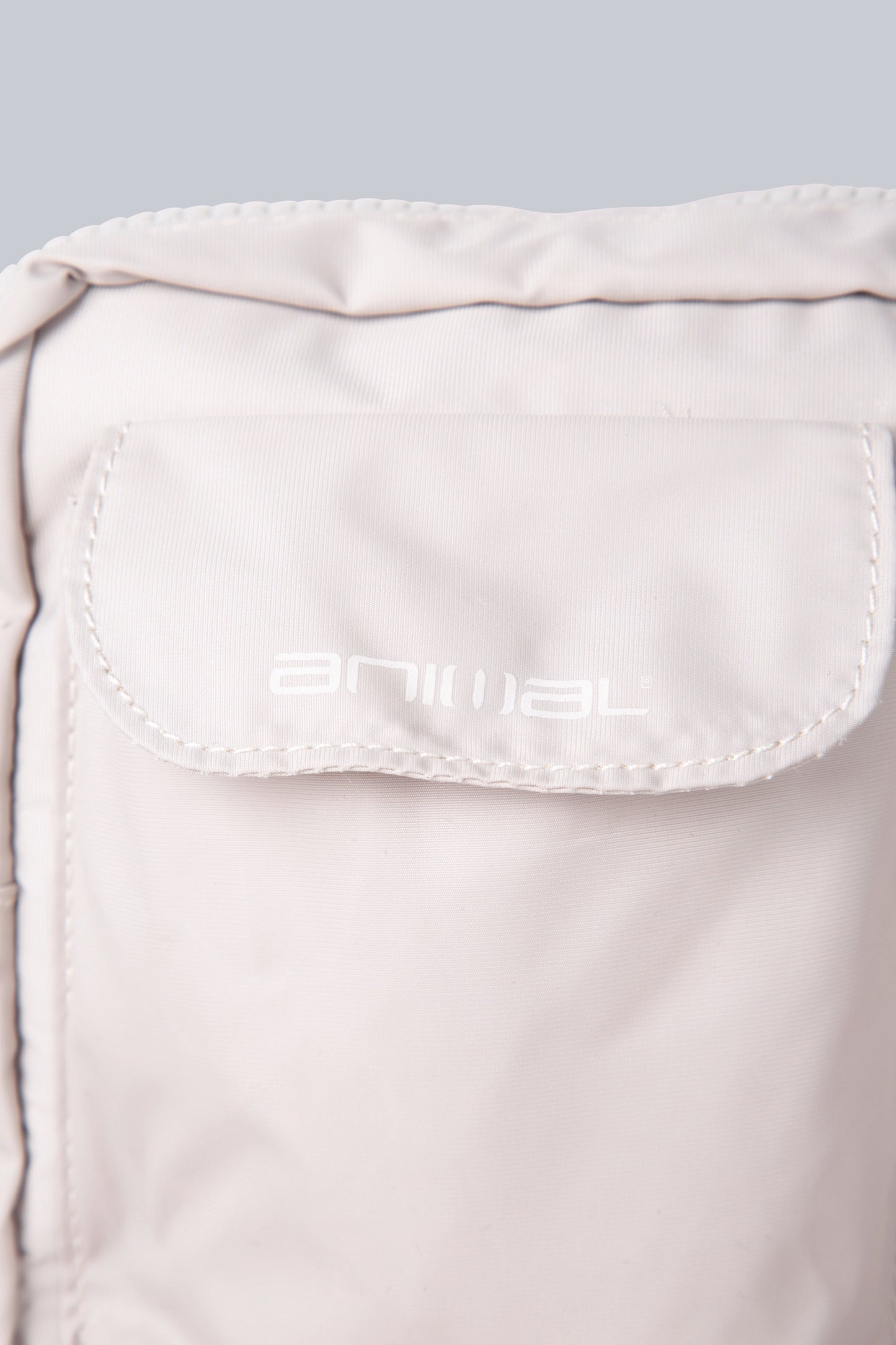  057812 ANIMAL MULTI POCKET CROSS BODY BAG