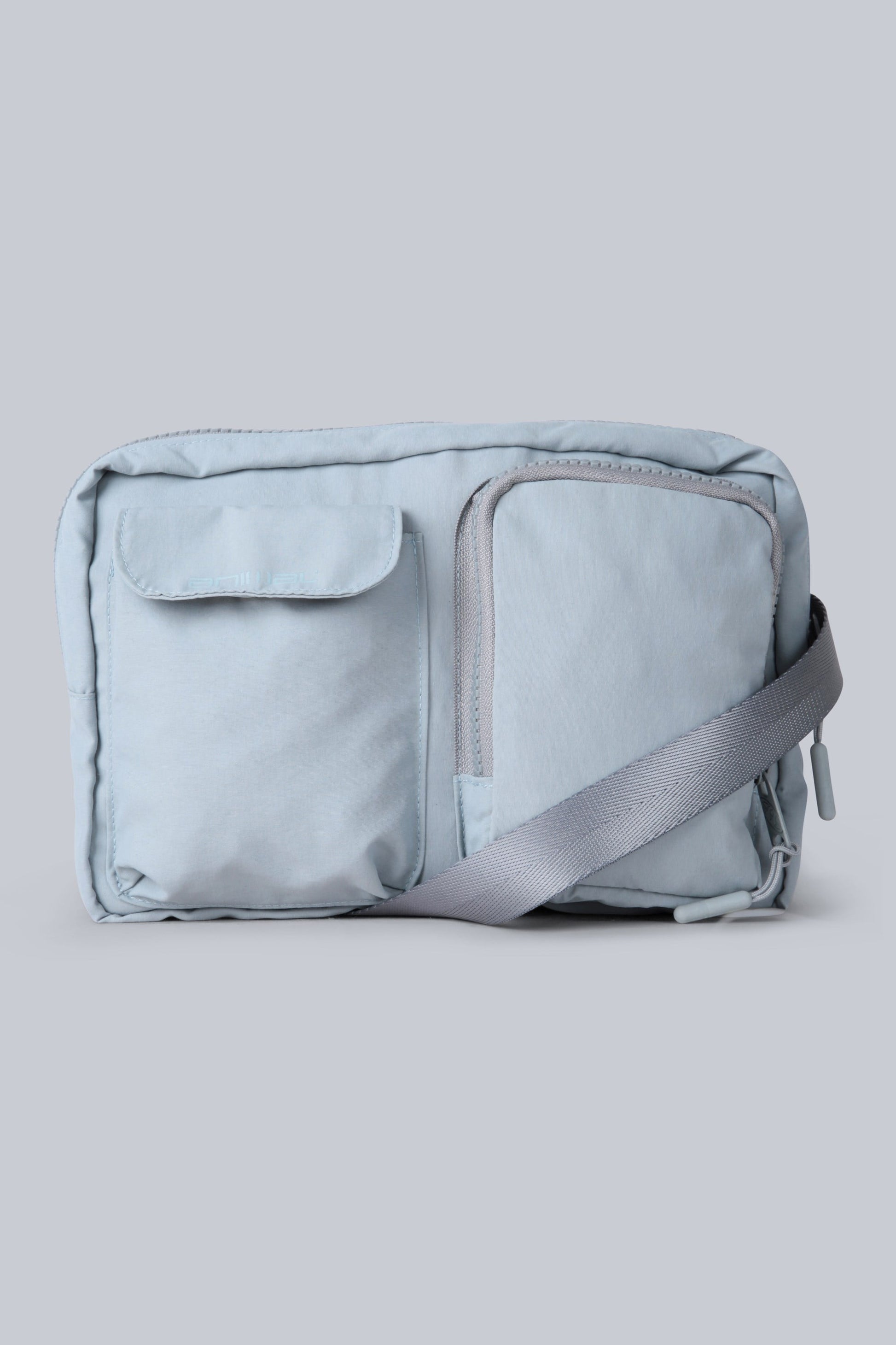 057812 ANIMAL MULTI POCKET CROSS BODY BAG