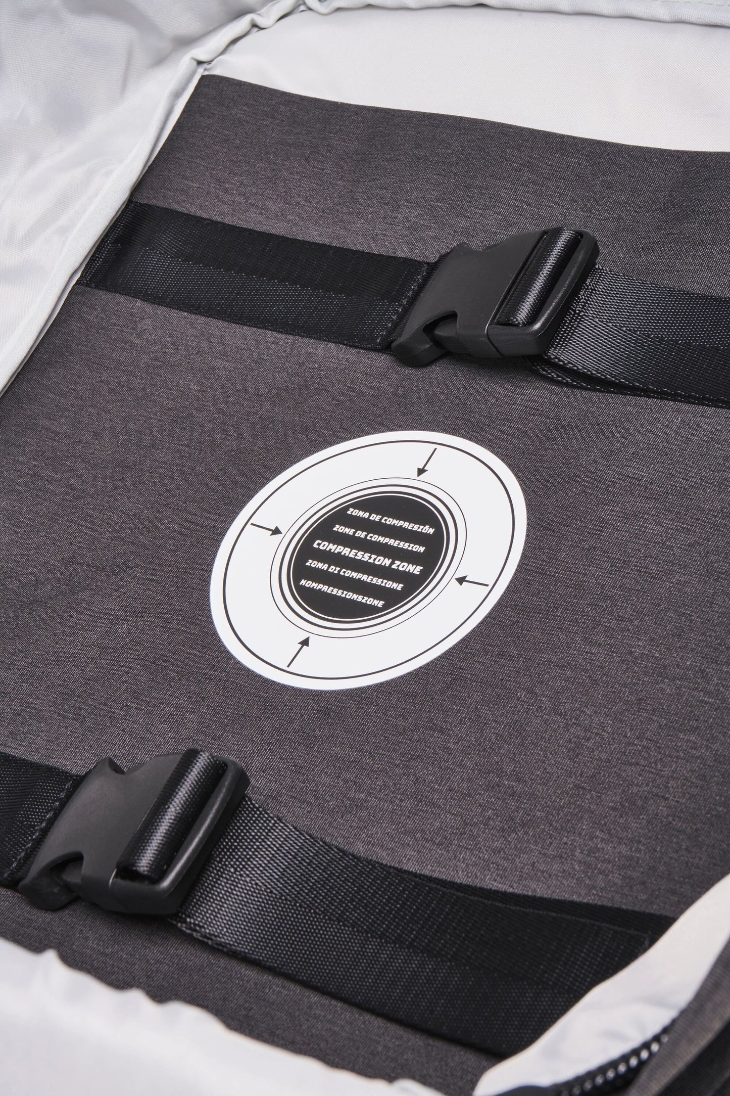  M0F710 Memphis 30L Backpack 45x36x20cm