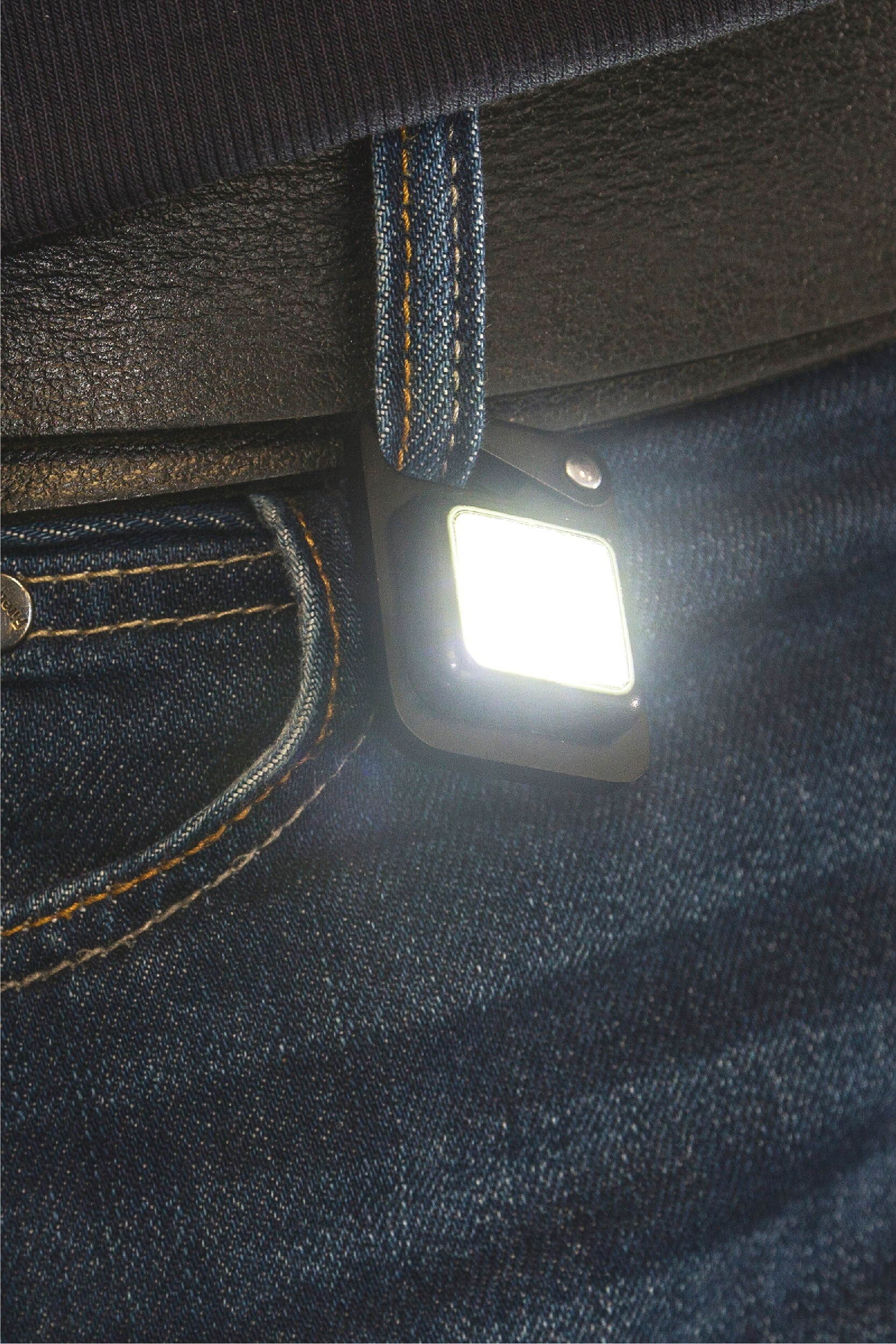  M0F786 Buttonlite Rechargeable Mini Task Light