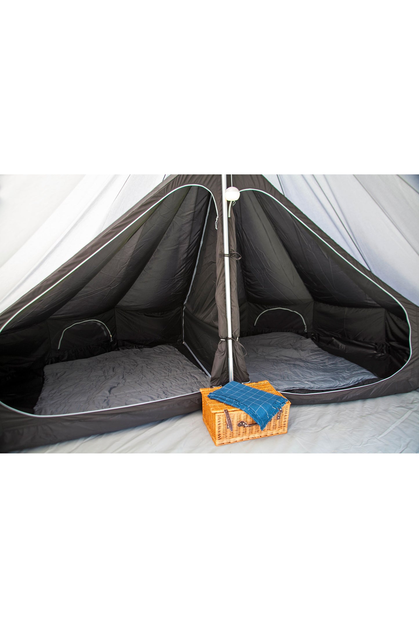  M2BAE8 Bell Star 400 Family Tent