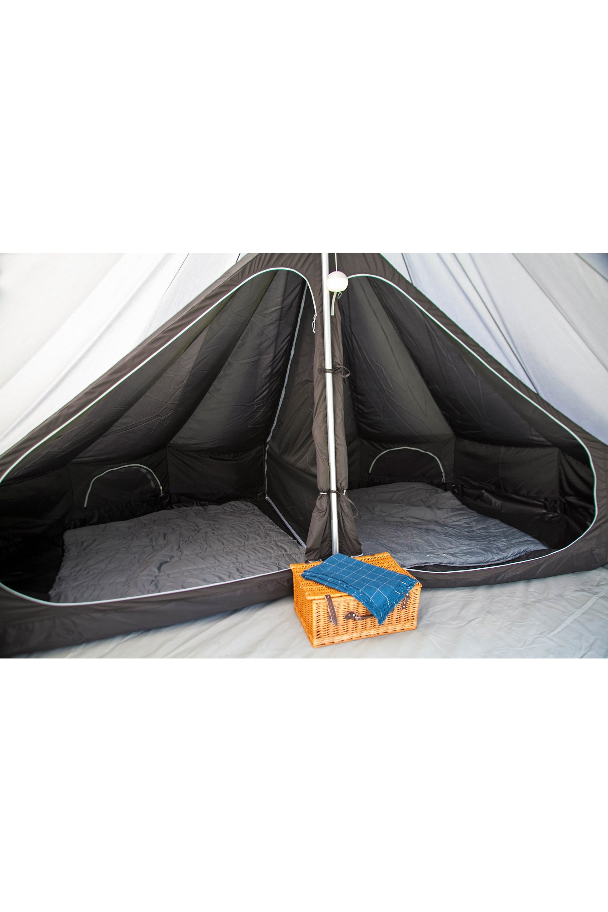  M2BAE8 Bell Star 400 Family Tent