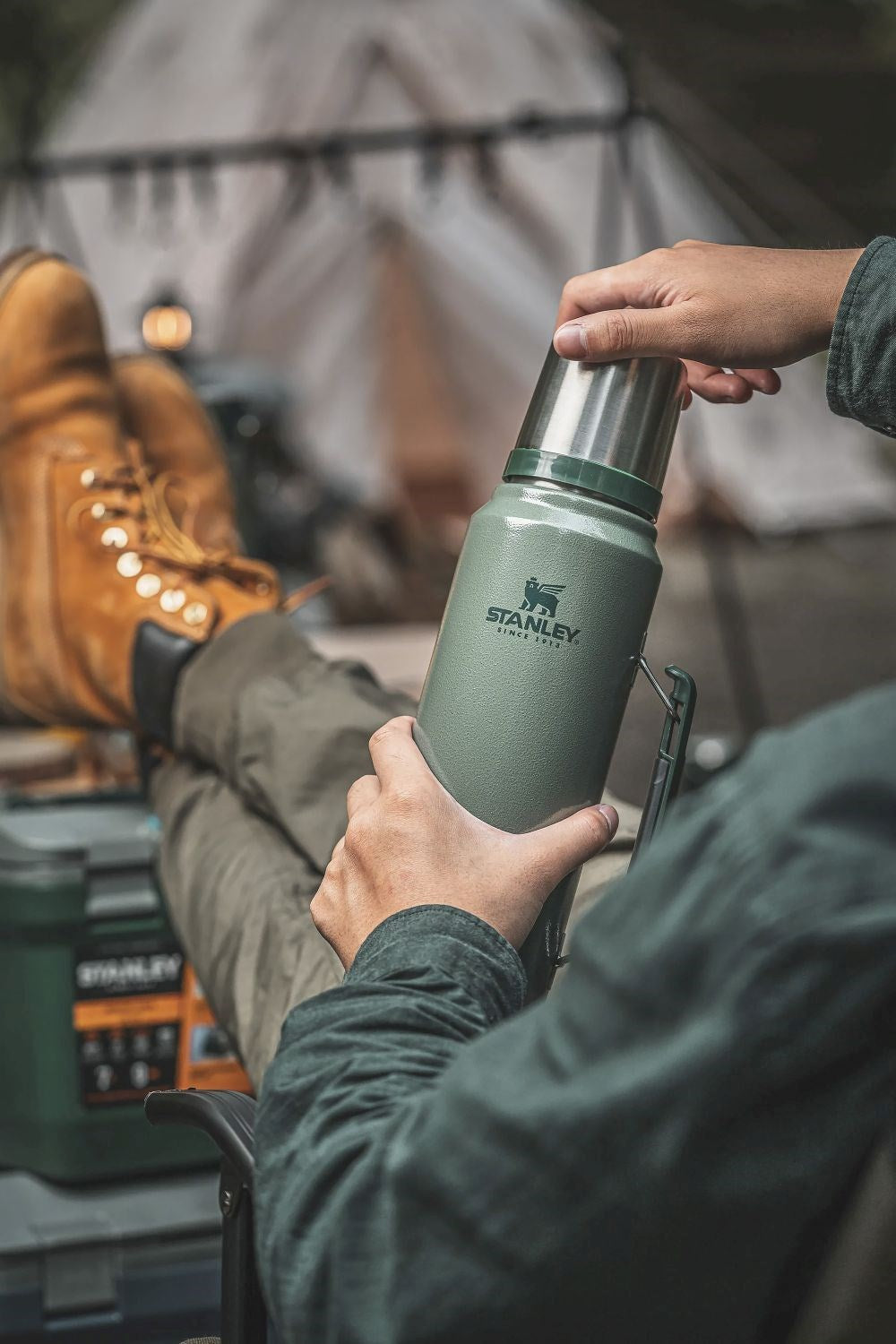 Stanley M2F9DA 1L Adventure-Ready Thermal Bottle