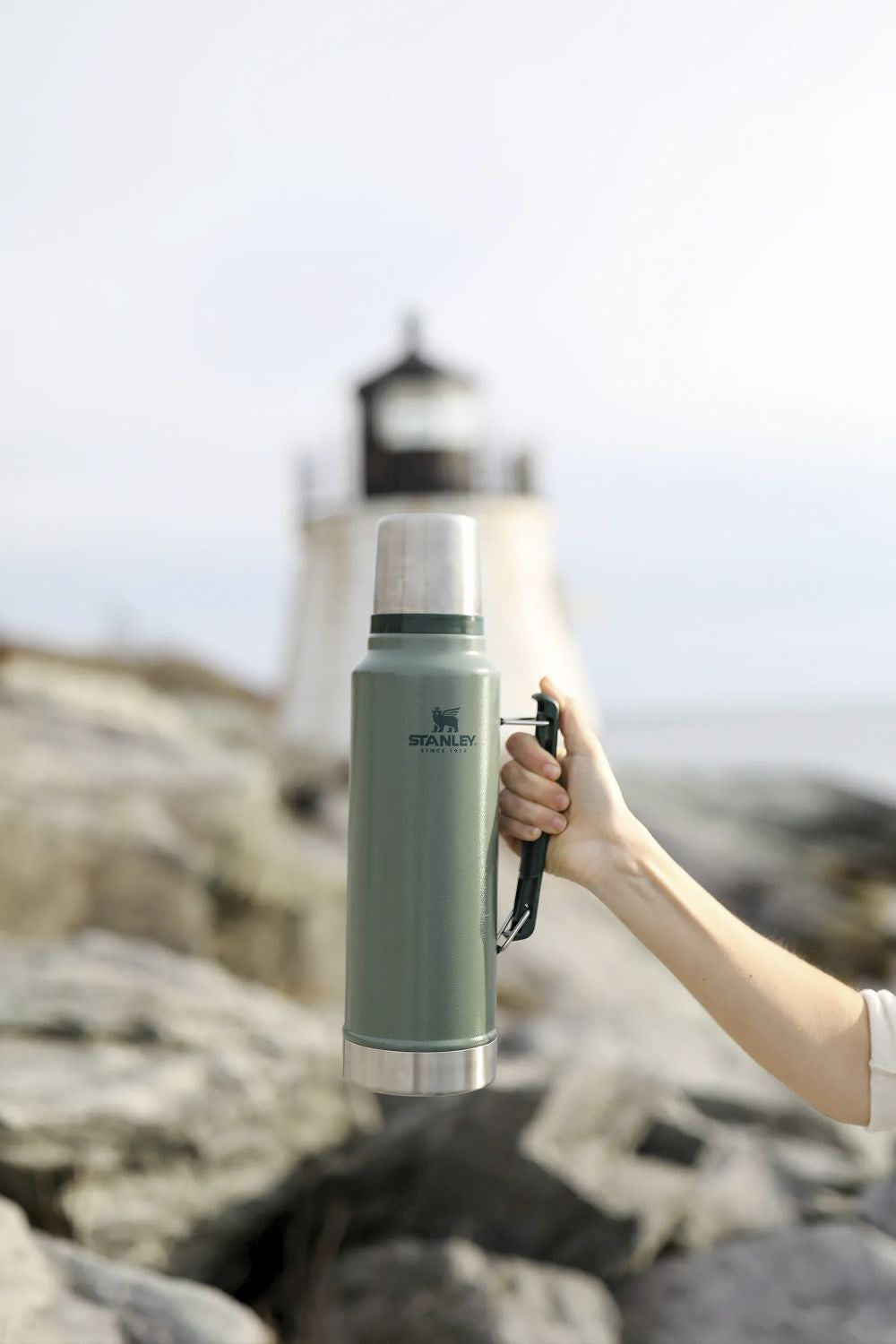 Stanley M2F9DA 1L Adventure-Ready Thermal Bottle