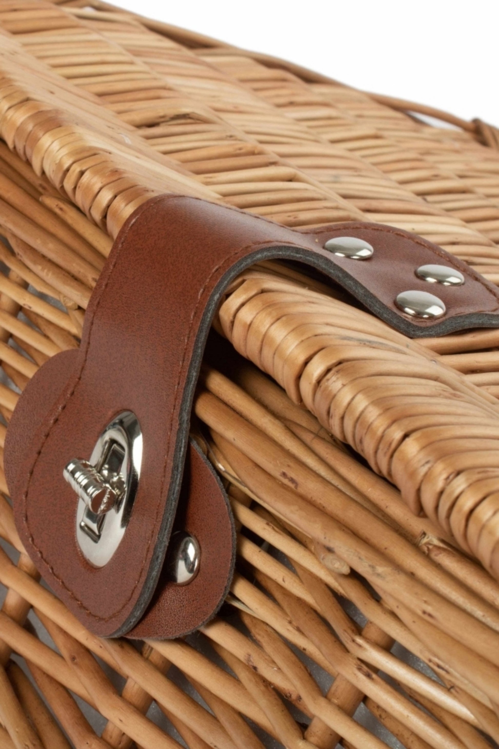 M377A0 Four Person Green Tweed Chest Wicker Picnic Basket