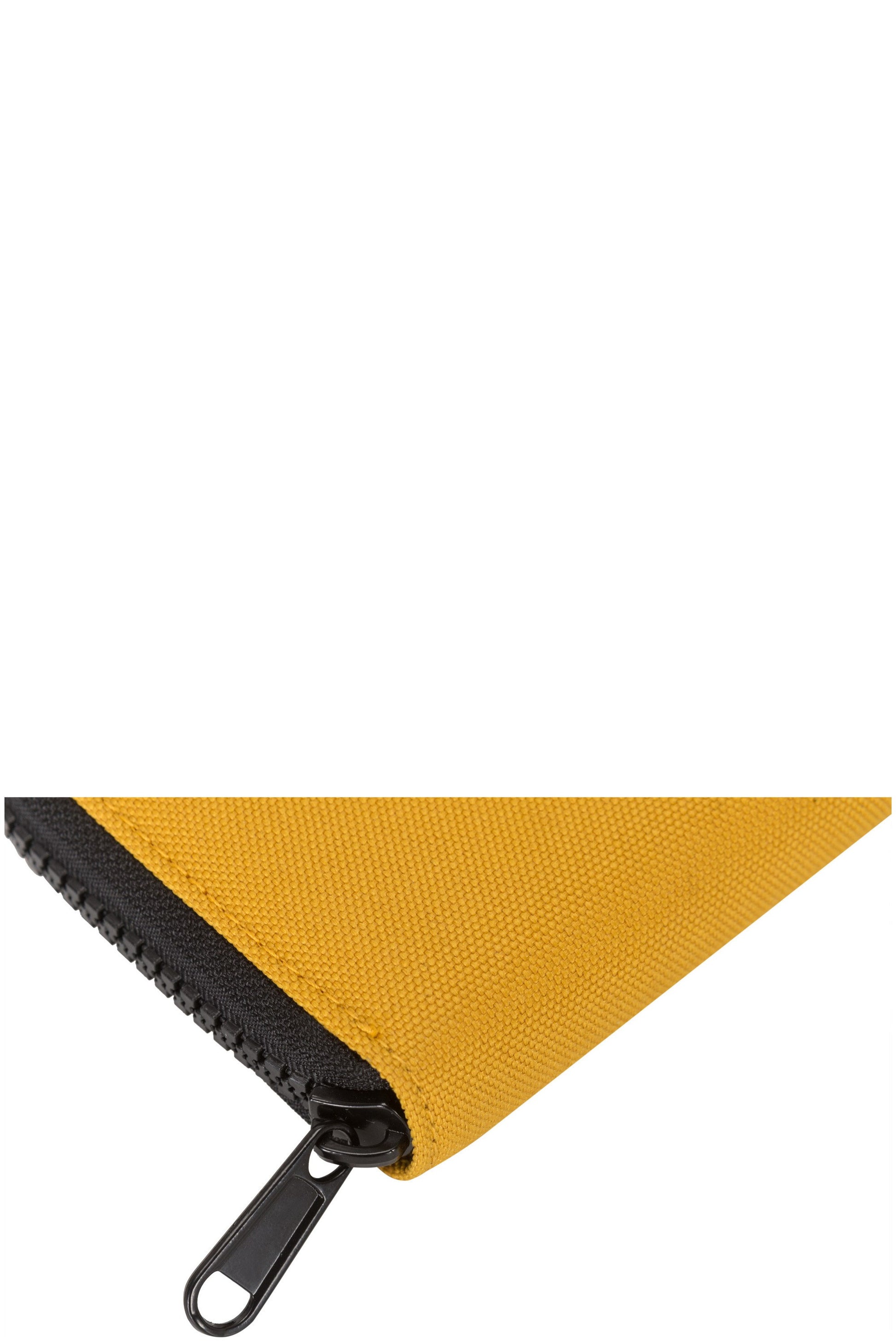  M4668D Selus Chunky Zip Round Wallet