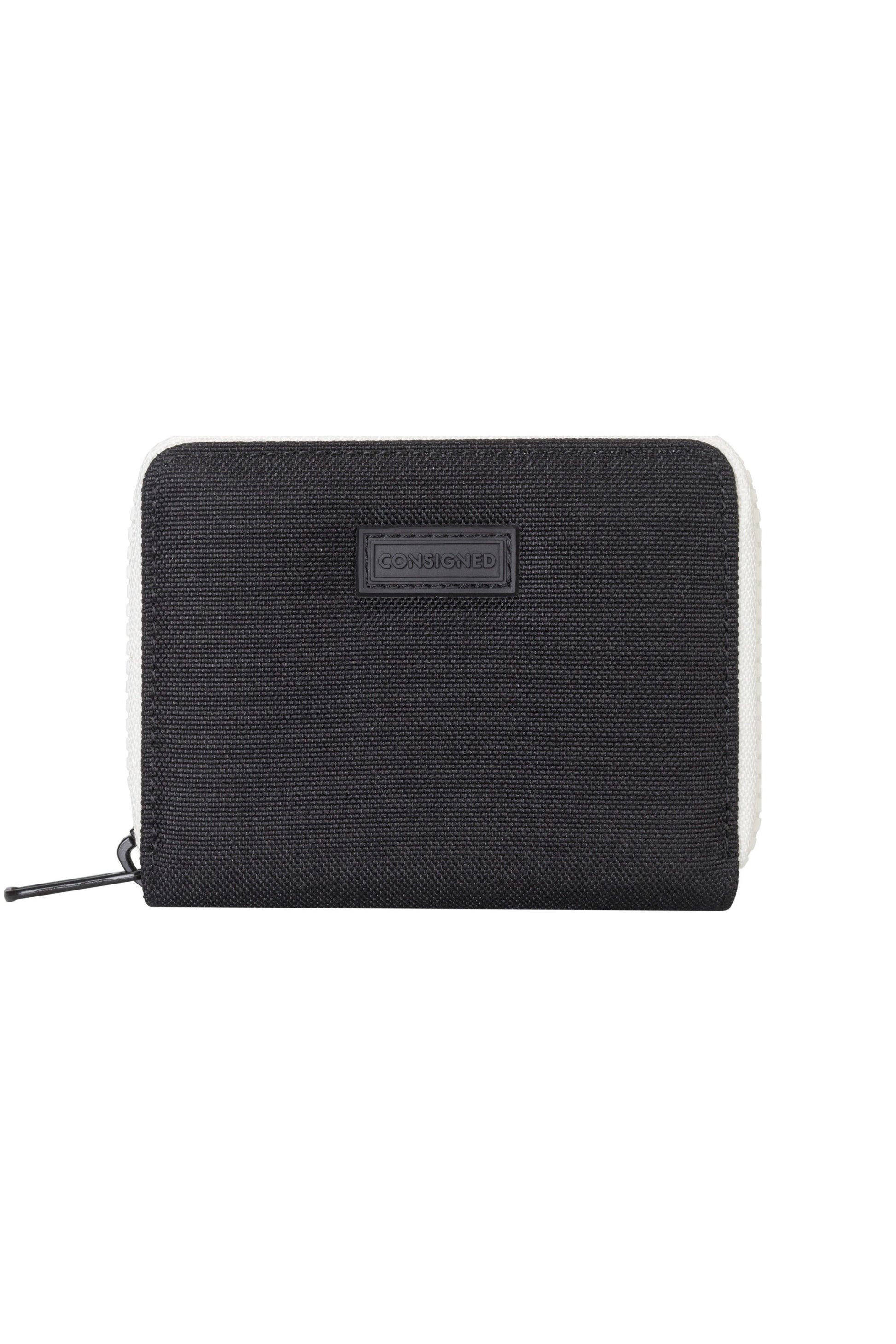  M4668D Selus Chunky Zip Round Wallet
