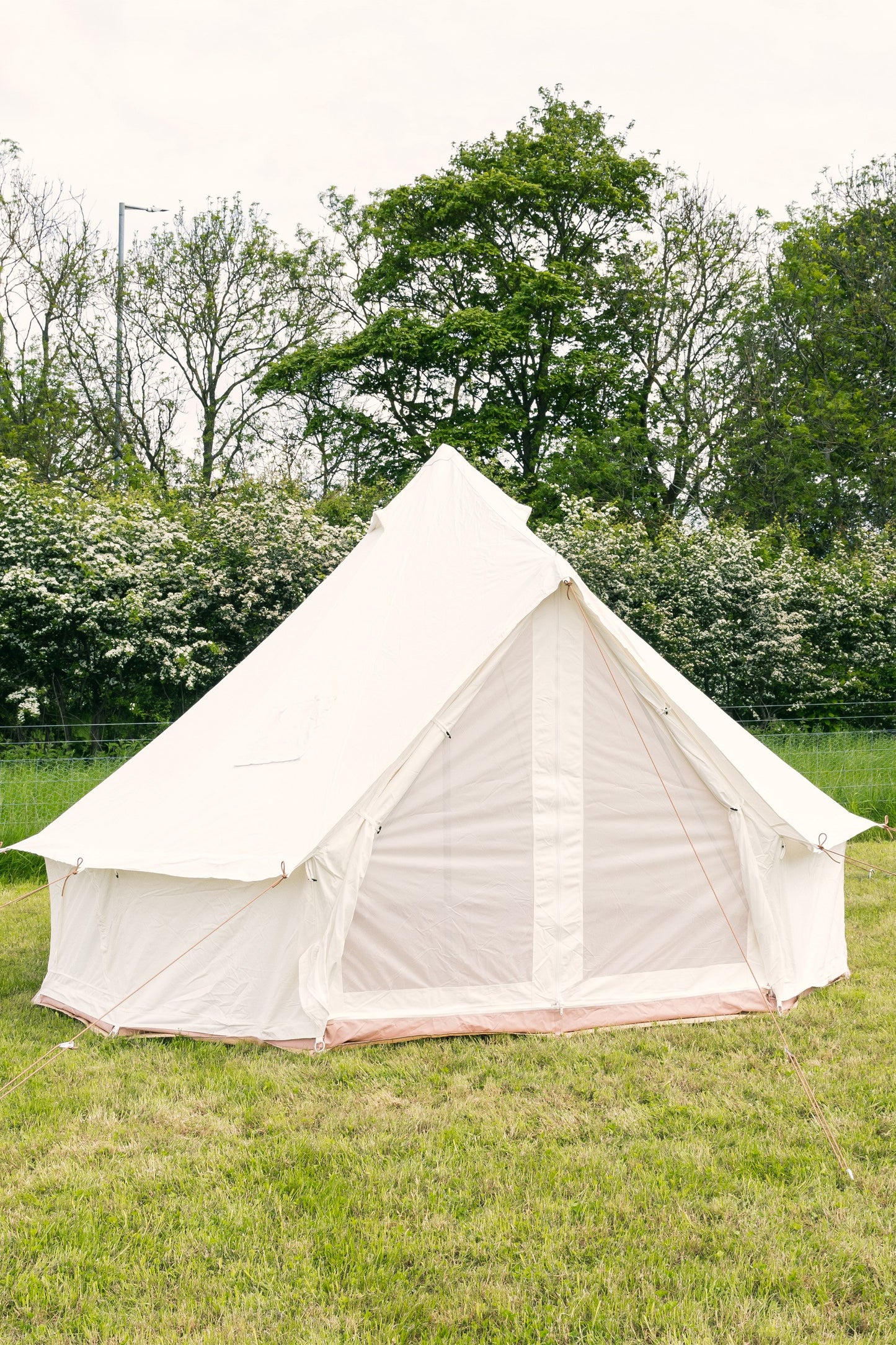  M51158 4M Kokoon Deluxe XL Cotton Canvas Bell Tent