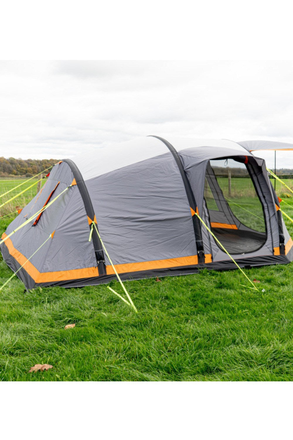  M7FD6A Abberley XL Breeze 4 Berth Tent