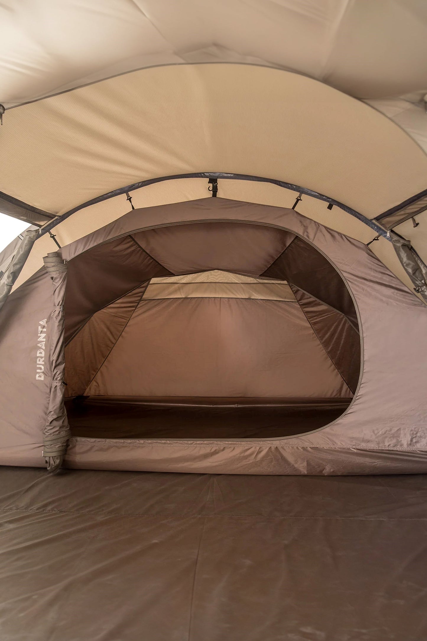  M8DC3B 4 Person Tunnel Tent 100% Recycled Polyester