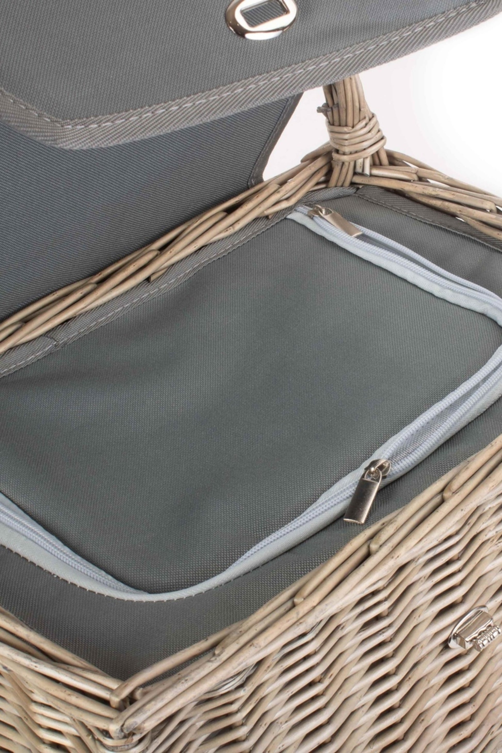  M94353 Chill Beach Picnic Basket
