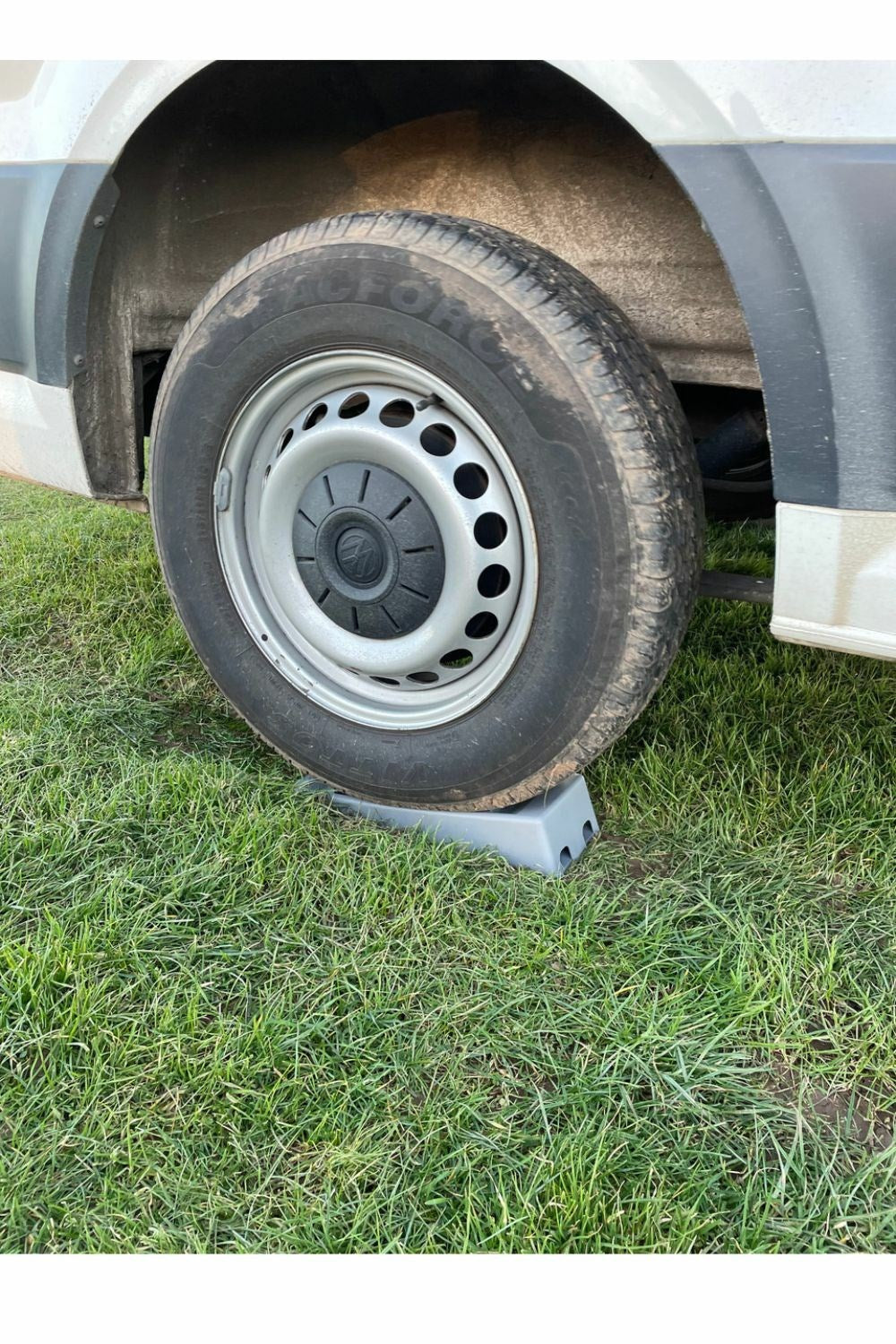  M947C6 Caravan Leveller