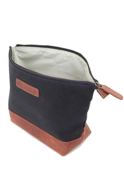  M97D42 Waxed Canvas Triangle Washbag