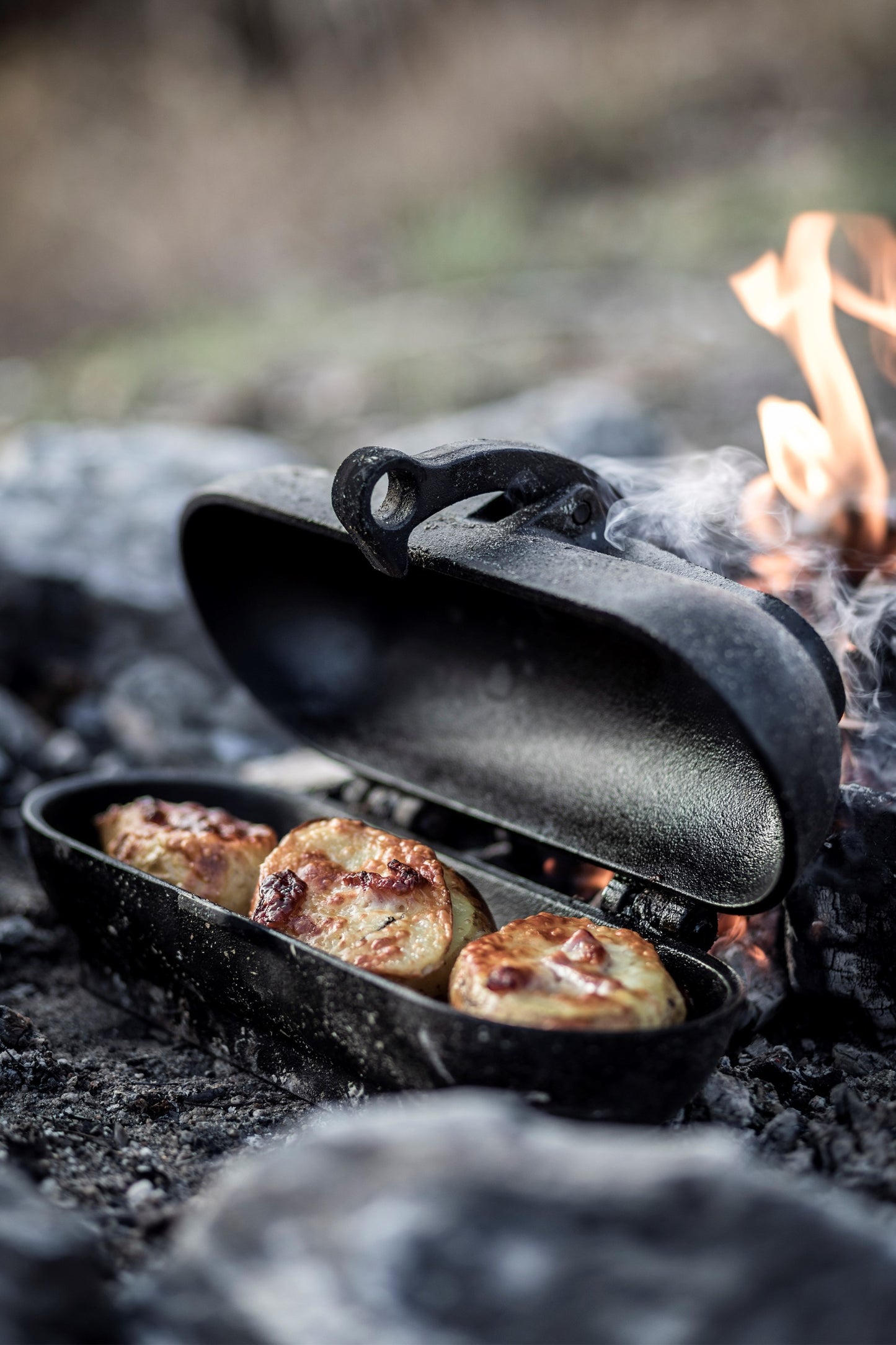 Petromax MA6B67 Cast Iron 1.8L Potato Cooker