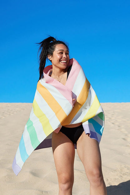  MA9BAF Quick Dry Beach Towel