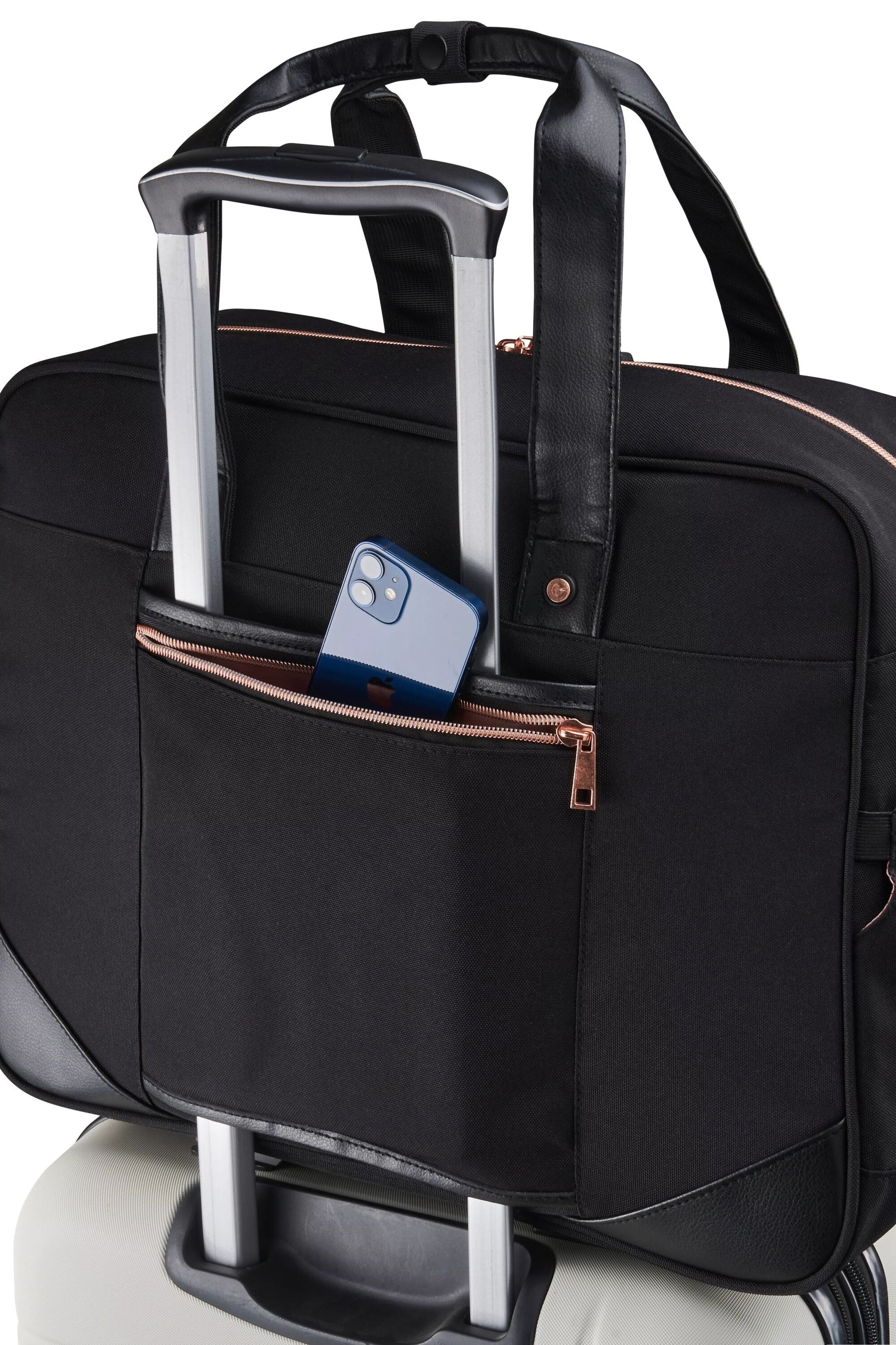  MAC0E6 Vela 30L Holdall 45x36x20cm