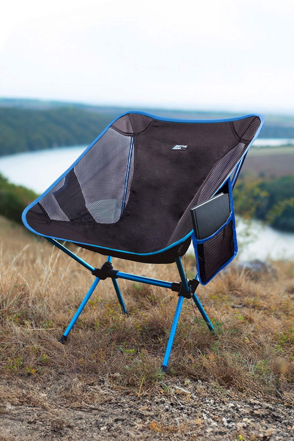  MB39B3 Compact Folding Chair