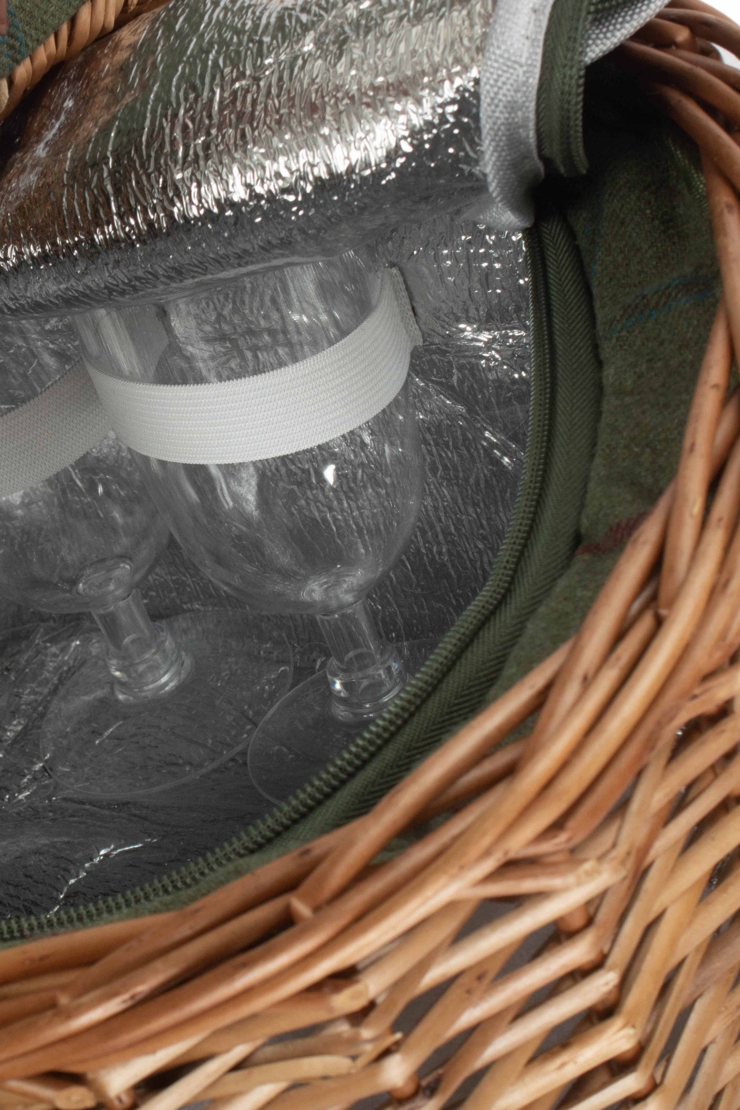  MBF17F Oval Double Steamed 2 Person Fitted Picnic Basket