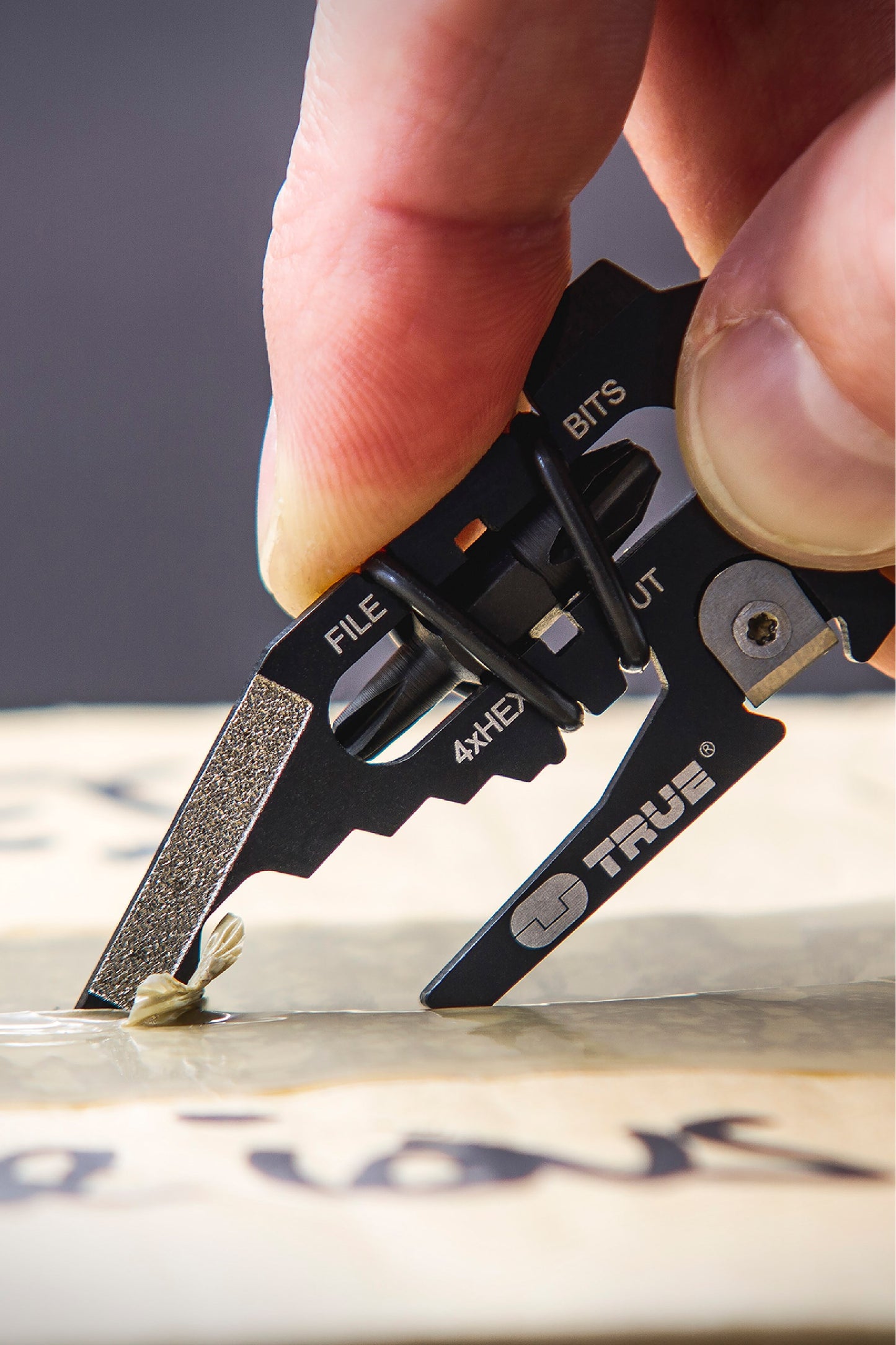  Fishface 18-in-1 Multi Tool