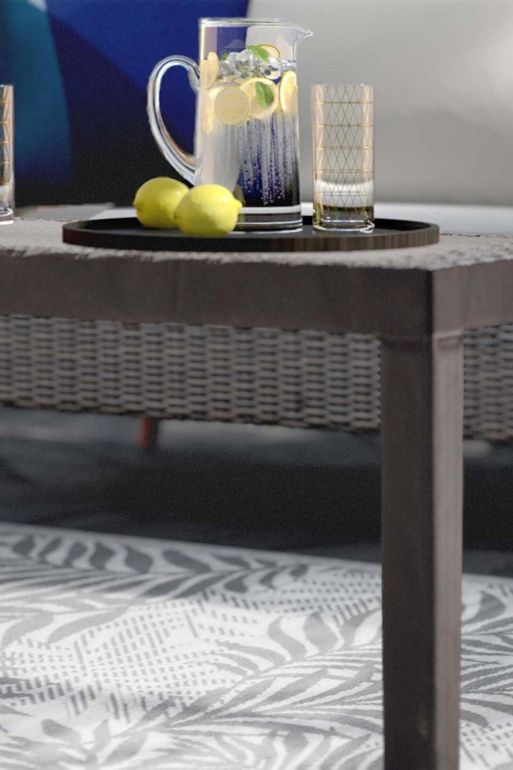  MF17CD Outdoor Grey Leaves Camping Rug 90cm X 180cm